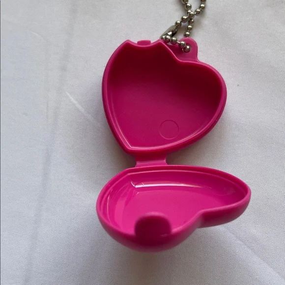 New Tupperware Pink Heart Container Holder Keychain - Picture 3 of 4